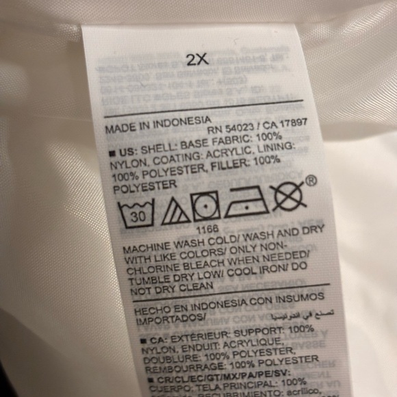 Old Navy Women's White Puffer Jacket - Picture 5 of 8